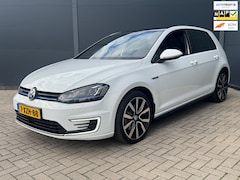 Volkswagen Golf - 1.4 TSI GTE / Pano / Leer / Nap / Trekhaak