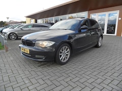 BMW 1-serie - 118i Executive Automaat