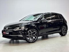 Volkswagen Golf - 1.0i Automaat - Sport - Carplay - Massage Stoel - Navi - PDC - Ad Cruise
