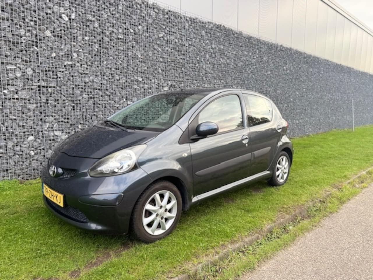 Toyota Aygo - 1.0-12V + AUTOMAAT - AIRCO - AutoWereld.nl