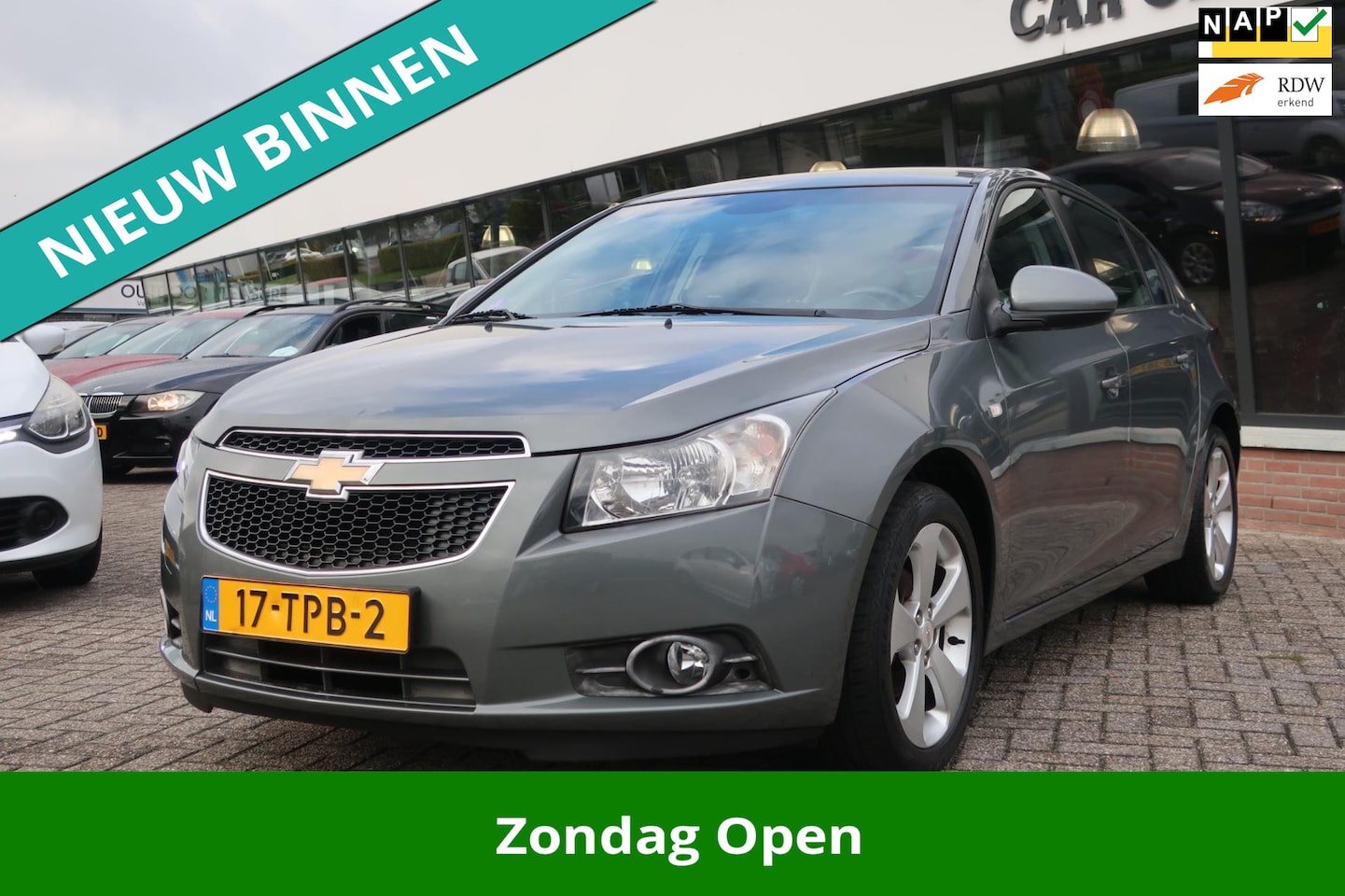 Chevrolet Cruze - 1.8 LTZ CLIMA_CRUIS_NAVI_PDC_LMV_NAP. - AutoWereld.nl