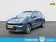 Lynk & Co 01 - 1.5 Plug in Hybrid 261pk | SkyRoof | 360° Camera | Climate Pack | Pilot Assist | Park Assi