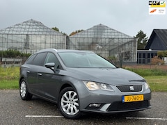 SEAT Leon ST - 1.0 EcoTSI Style Connect Navi | Cruise | Carplay | 1e Eig. | Trekhaak | APK | NL-Auto
