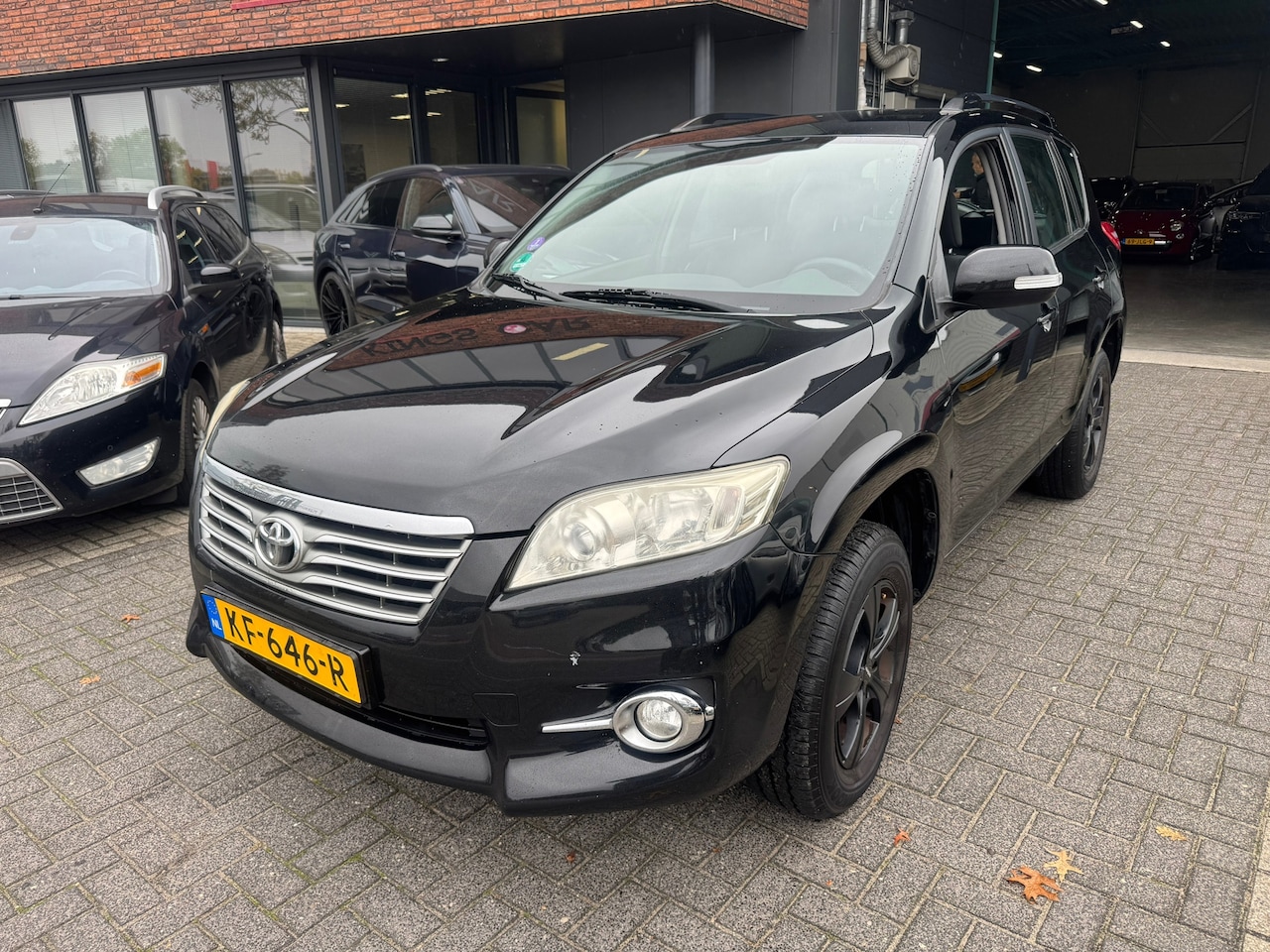 Toyota RAV4 - 2.0 VVTi Comfort 2WD LPG AIRCO TREKHAAK BLACK PAKKET - AutoWereld.nl