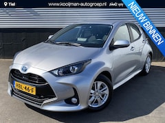 Toyota Yaris - 1.5 Hybrid Business Plus Parkeersensoren voor + achter, Stoelverwarming, Apple carplay en/