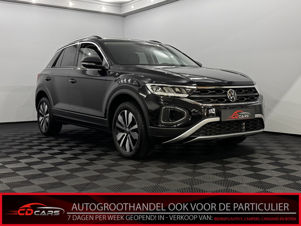 Volkswagen T-Roc - 1.5 TSI Goal Business Half leder, Parkeersensoren, Apple carplay, Winterpakket, A start to - AutoWereld.nl