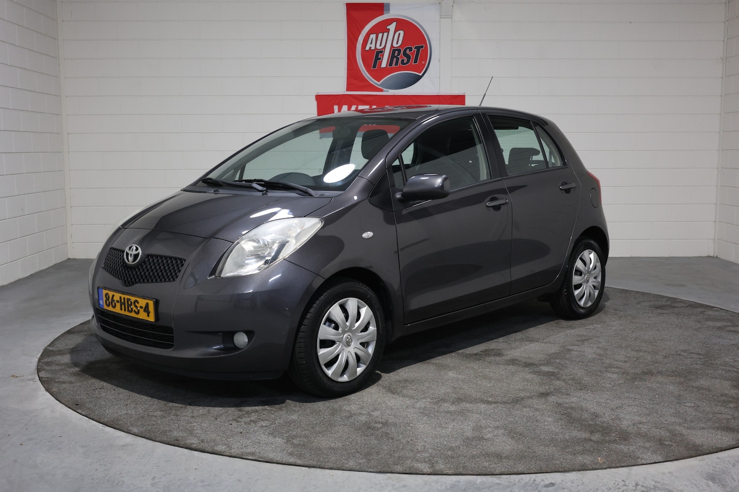 Toyota Yaris - 1.3 VVT-i Sol 1.3 VVTi Sol, Volledig onderhouden, 2e eigenaar, Airco, Electrische ramen en spiegels, Iso - AutoWereld.nl