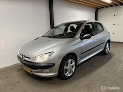 Peugeot 206 - 1.6-16V Roland Garros