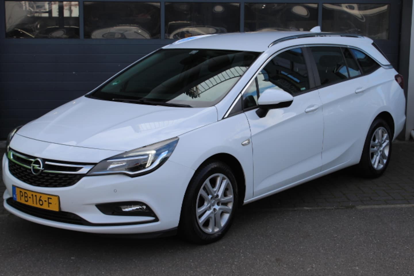 Opel Astra Sports Tourer - 1.0 Online Edition 1.0 Online Edition - AutoWereld.nl