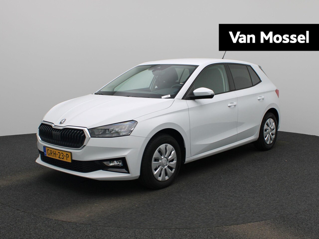 Skoda Fabia - 1.0 TSI Selection 115 PK AUTOMAAT |  Virtual Cockpit | Airco | Parkeersensoren | Apple car - AutoWereld.nl