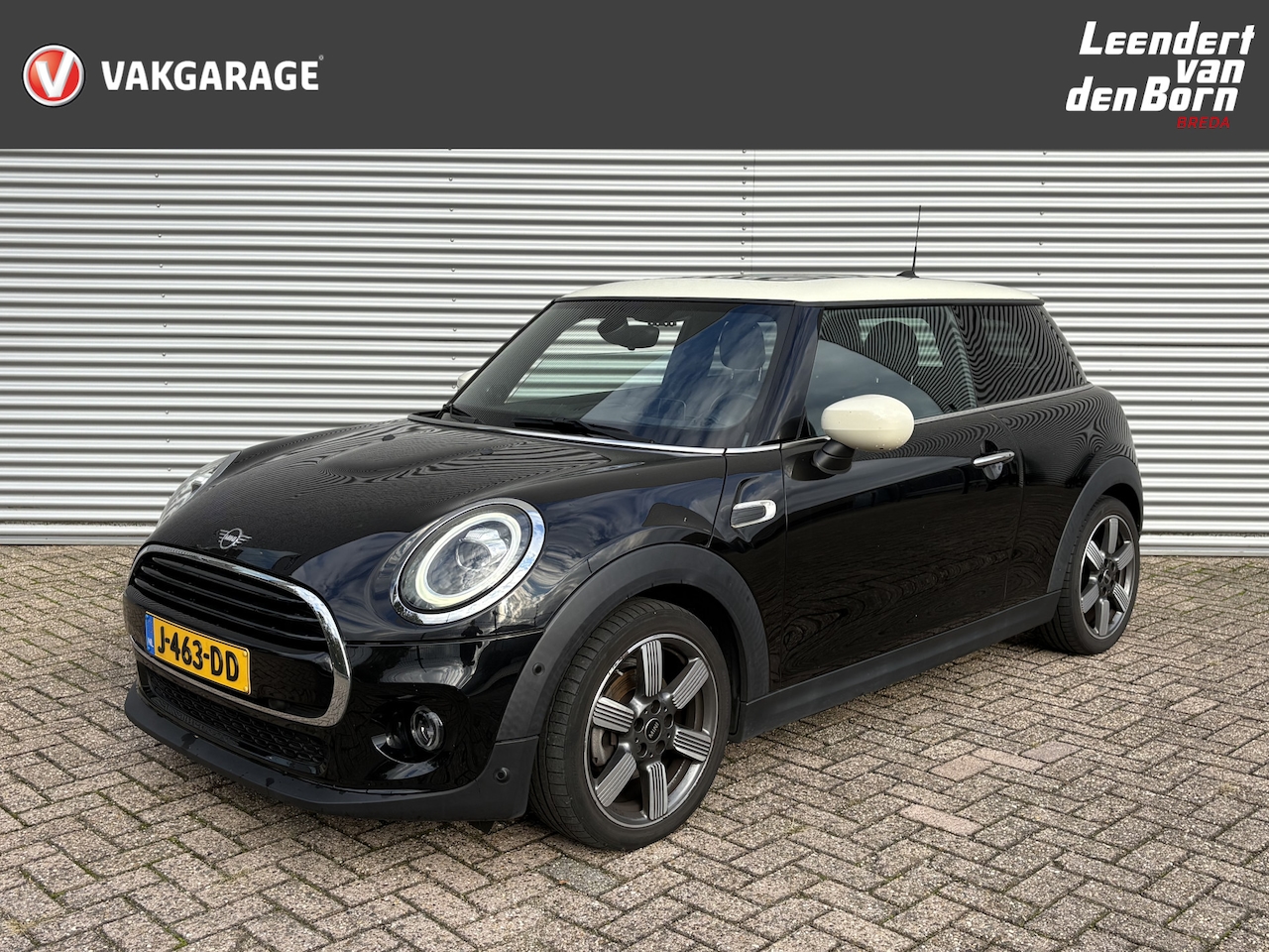 MINI Cooper - Mini 1.5 60 Years Edition AUTOMAAT | Navigatie | Cruise | Stoelverwarming | Schuif-/kantel - AutoWereld.nl