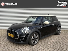 MINI Cooper - 1.5 60 Years Edition AUTOMAAT | Navigatie | Cruise | Stoelverwarming | Schuif-/kanteldak |