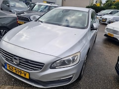 Volvo V60 - 1.6 D2 Summum Navi 2e Eigenaar