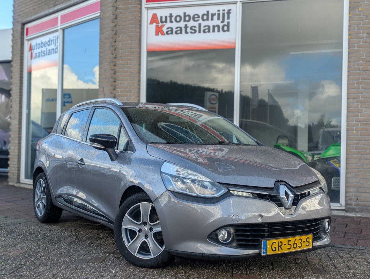 Renault Clio Estate - 0.9 TCe Night&Day - Navi - Airco - Cruise - AutoWereld.nl