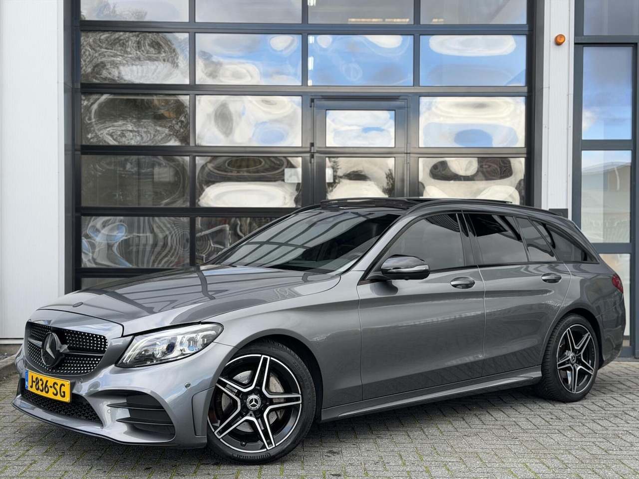 Mercedes-Benz C-klasse Estate - 180 Business Solution AMG 180 Business Solution AMG / PANO - AutoWereld.nl