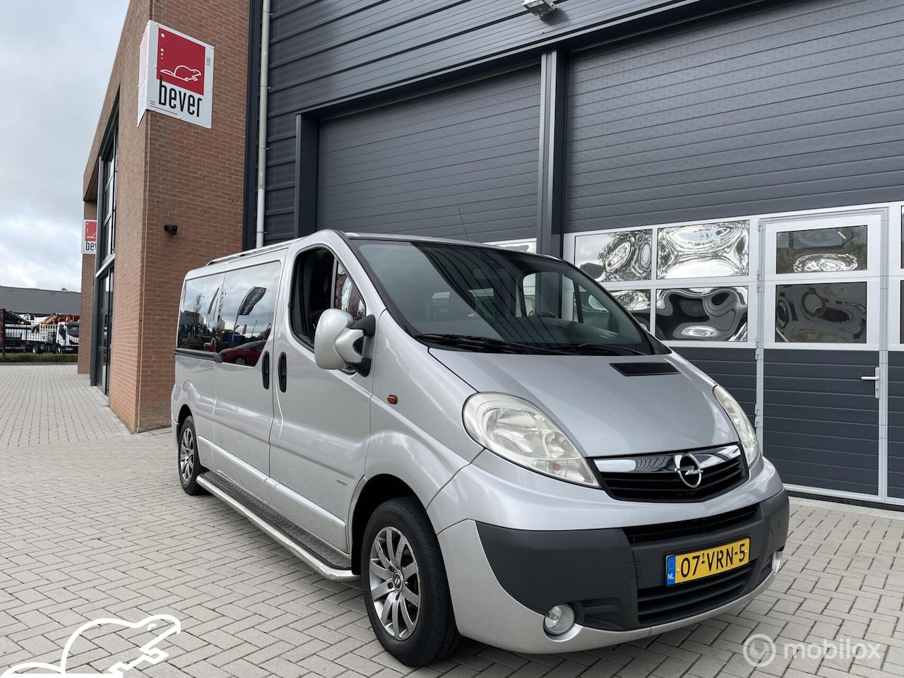 Opel Vivaro - Rolstoelbus 2.0 CDTI L2H1 - AutoWereld.nl