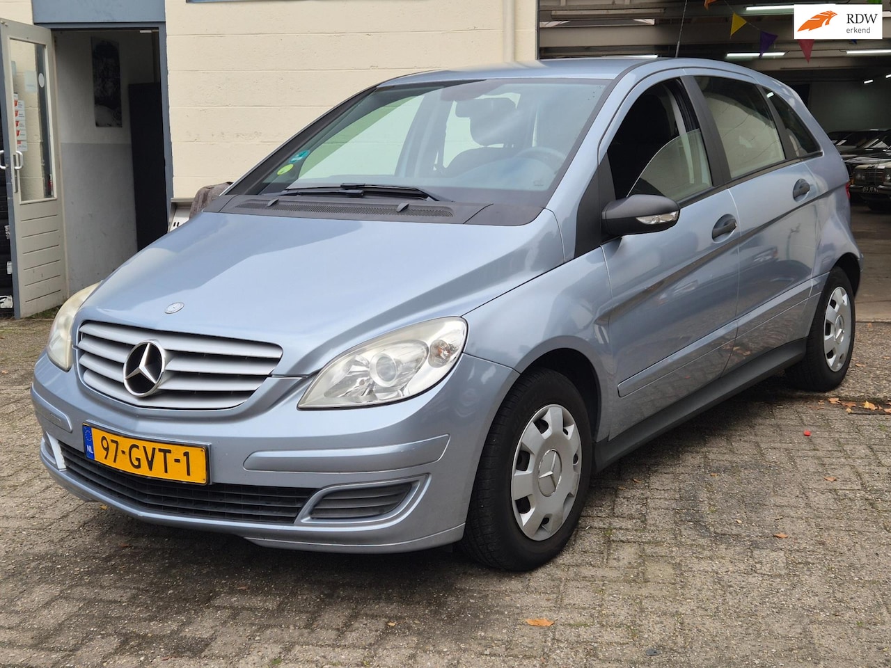 Mercedes-Benz B-klasse - 170 benzine *5-DEURS* 170.000KM! - AutoWereld.nl