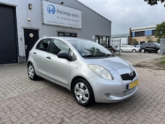 Toyota Yaris - 1.3 VVTi Dynamic| 5DRS | AIRCO|