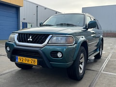 Mitsubishi Pajero Sport - 3.0 V6 GLS 4X4 CLIMA