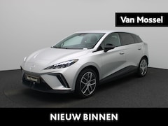 MG 4 - 4 MG4 64 kWh Luxury 204PK | Navigatie | Half-Lederen Bekleding | 360 Camera | Apple CarPla