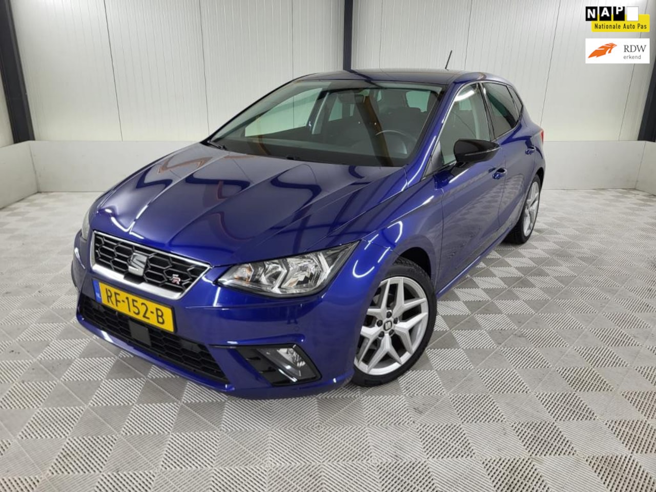 SEAT Ibiza - FR Business Intense, Carplay, Camera, Parkeersensoren - AutoWereld.nl