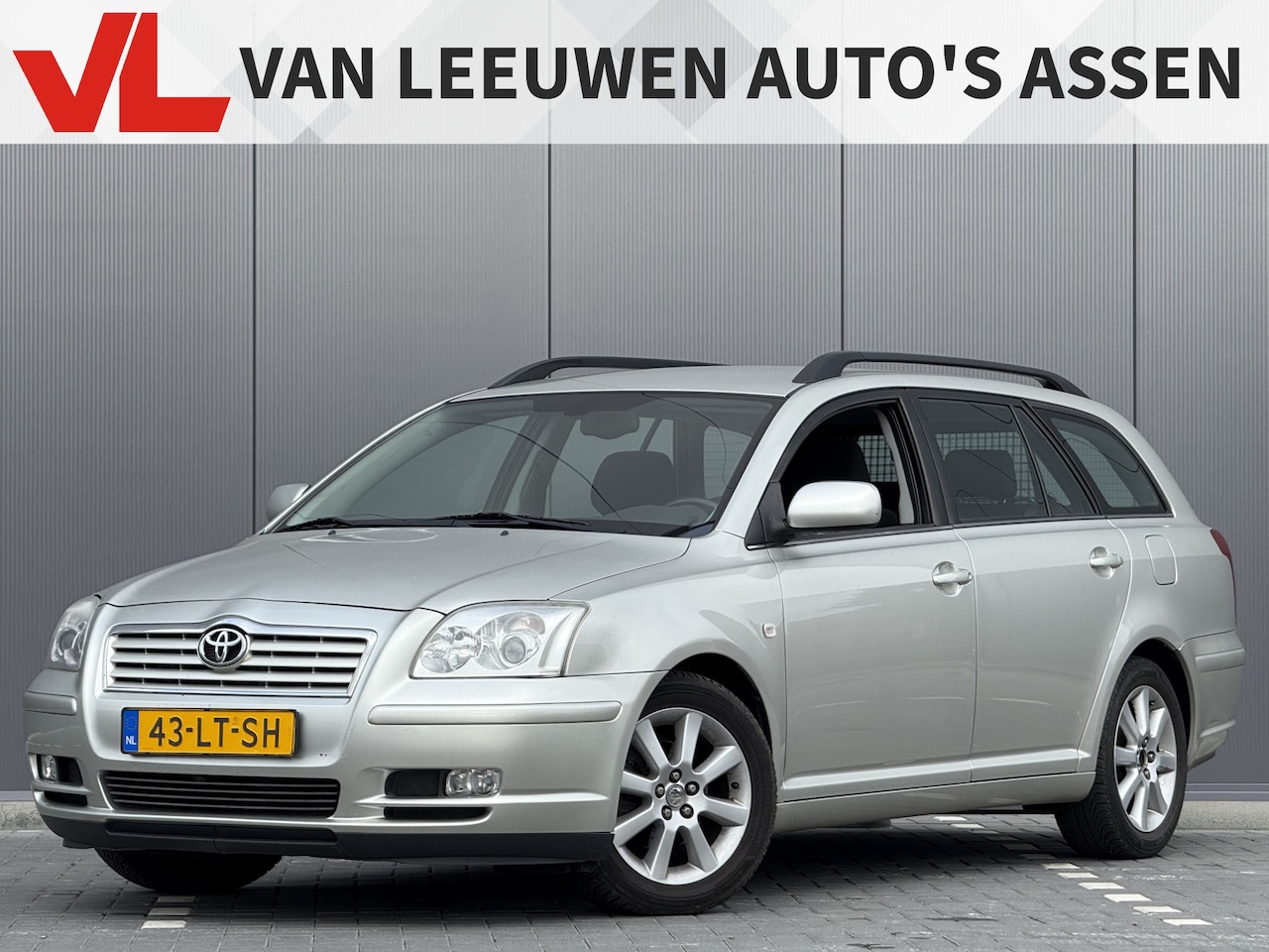 Toyota Avensis Wagon - 1.8 VVTi Linea Luna | Automaat | Trekhaak | APK 07-07-2026 6948 - AutoWereld.nl