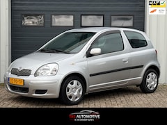 Toyota Yaris - 1.3 VVT-i Sol AUTOMAAT / AIRCO / 68.390 KM