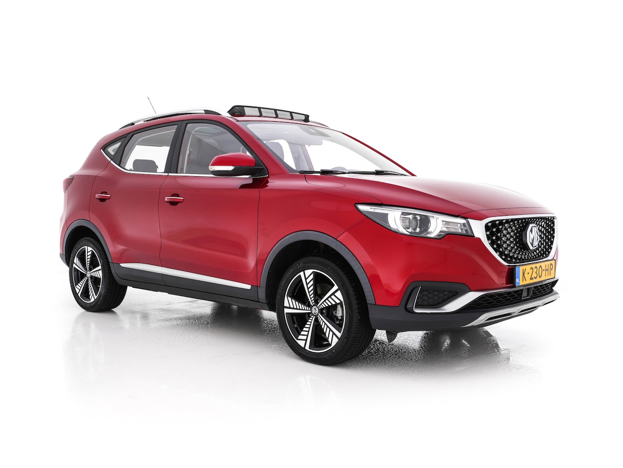 MG ZS - Luxury 45 kWh Aut. *PANO | LUXURY-LEATHER | CCS-FASTLOADER | KEYLESS | NAVI-FULLMAP | ADAP - AutoWereld.nl