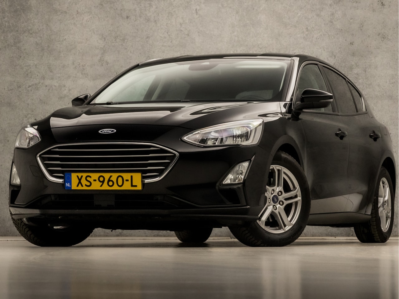 Ford Focus - 1.0 EcoBoost Sport (APPLE CARPLAY, GROOT NAVI, LANE ASSIST, GETINT GLAS, SPORTSTOELEN, CRU - AutoWereld.nl