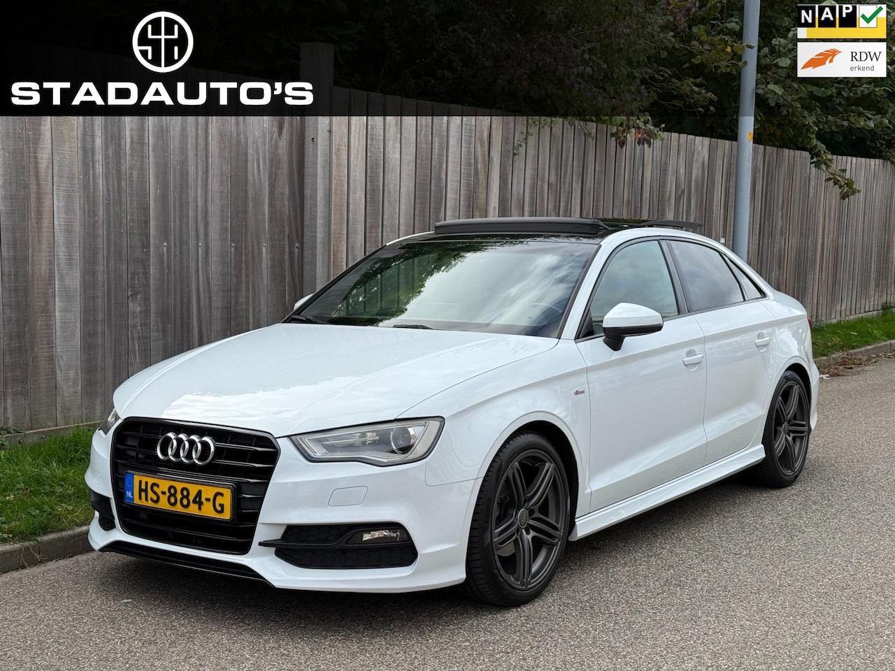 Audi A3 Limousine - 1.4 TFSI CoD S-Line Automaat Pano|NAP! - AutoWereld.nl