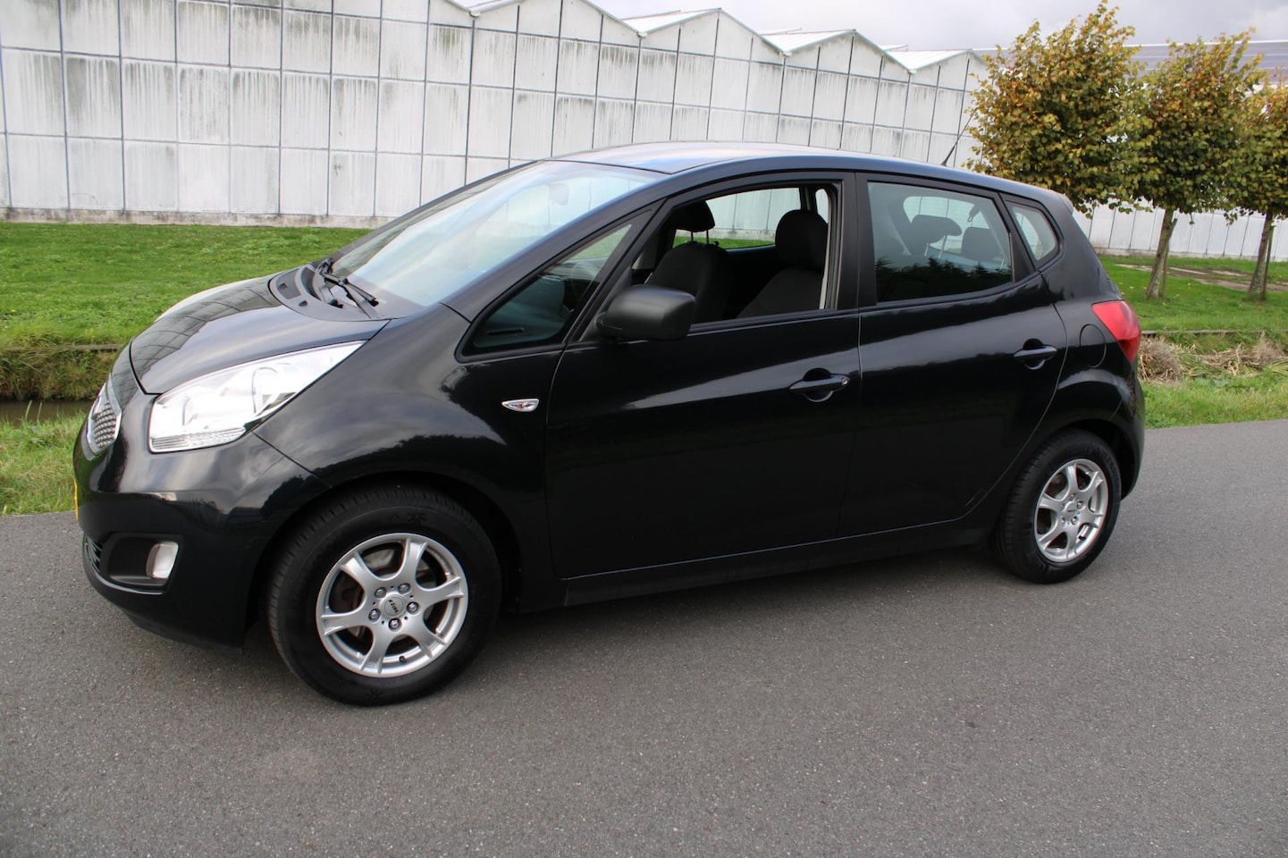 Kia Venga - 1.6 CVVT X-ecutive Automaat - AutoWereld.nl