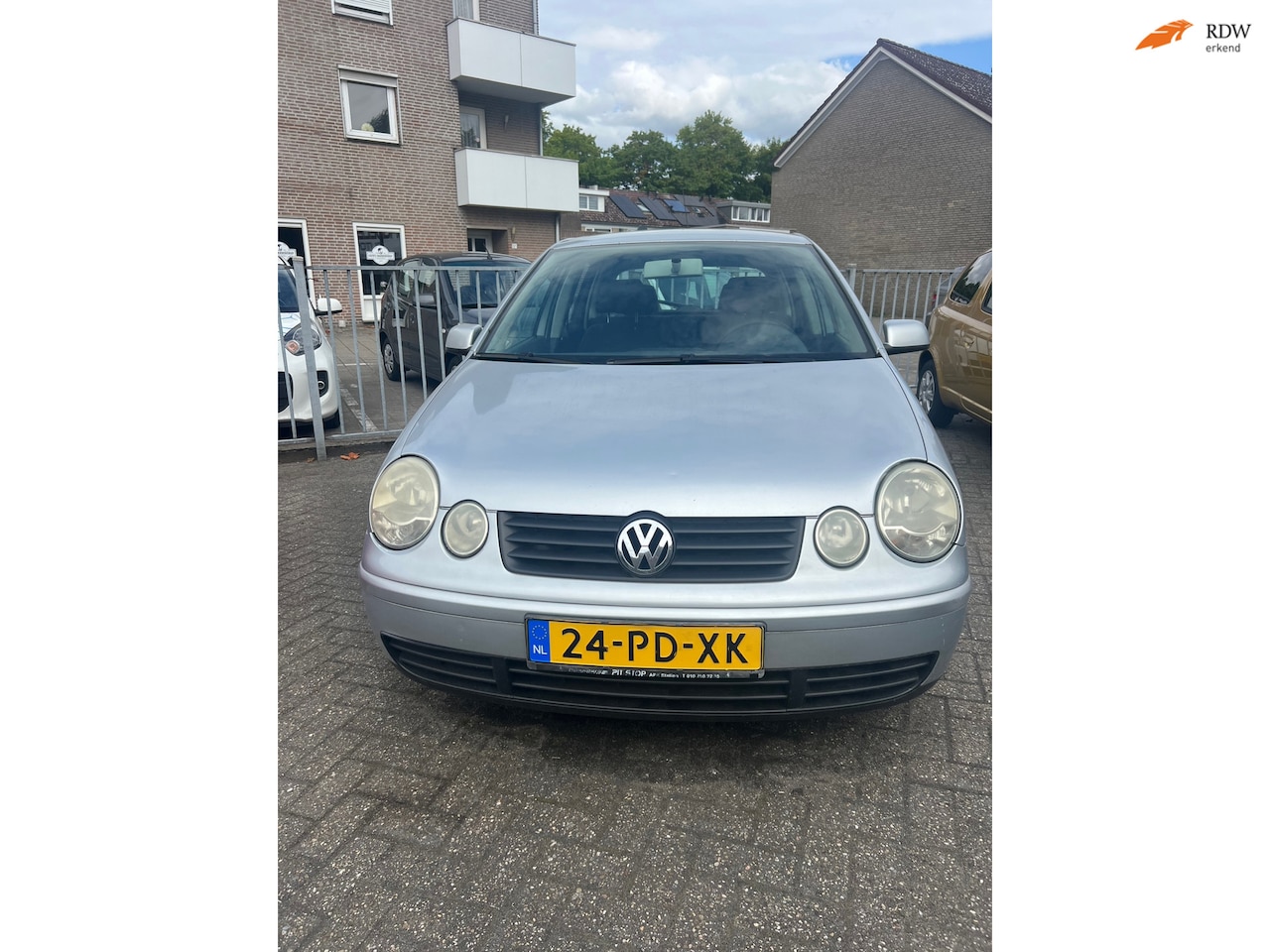 Volkswagen Polo - 1.4-16V 5drs 75pk AUTOMAAT | AIRCO ( INRUILKOOPJE HANDEL EXPORT ) - AutoWereld.nl