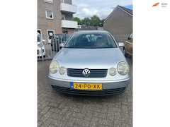 Volkswagen Polo - 1.4-16V 5drs 75pk AUTOMAAT | AIRCO ( INRUILKOOPJE HANDEL EXPORT )
