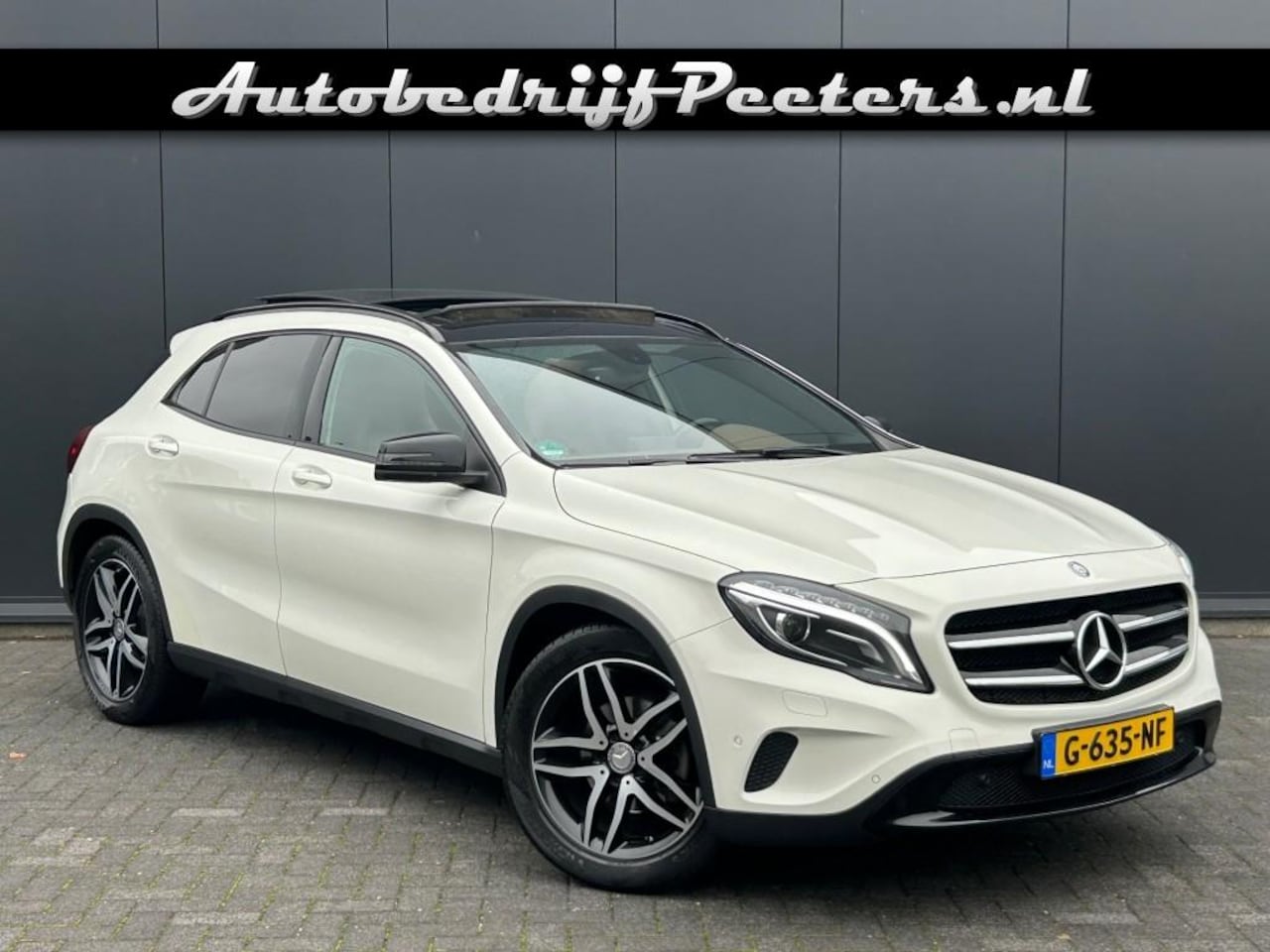 Mercedes-Benz GLA-Klasse - GLA 200 Aut7 Nightpakket Pano Leder Navi Xenon E.klep Trekhaak - AutoWereld.nl