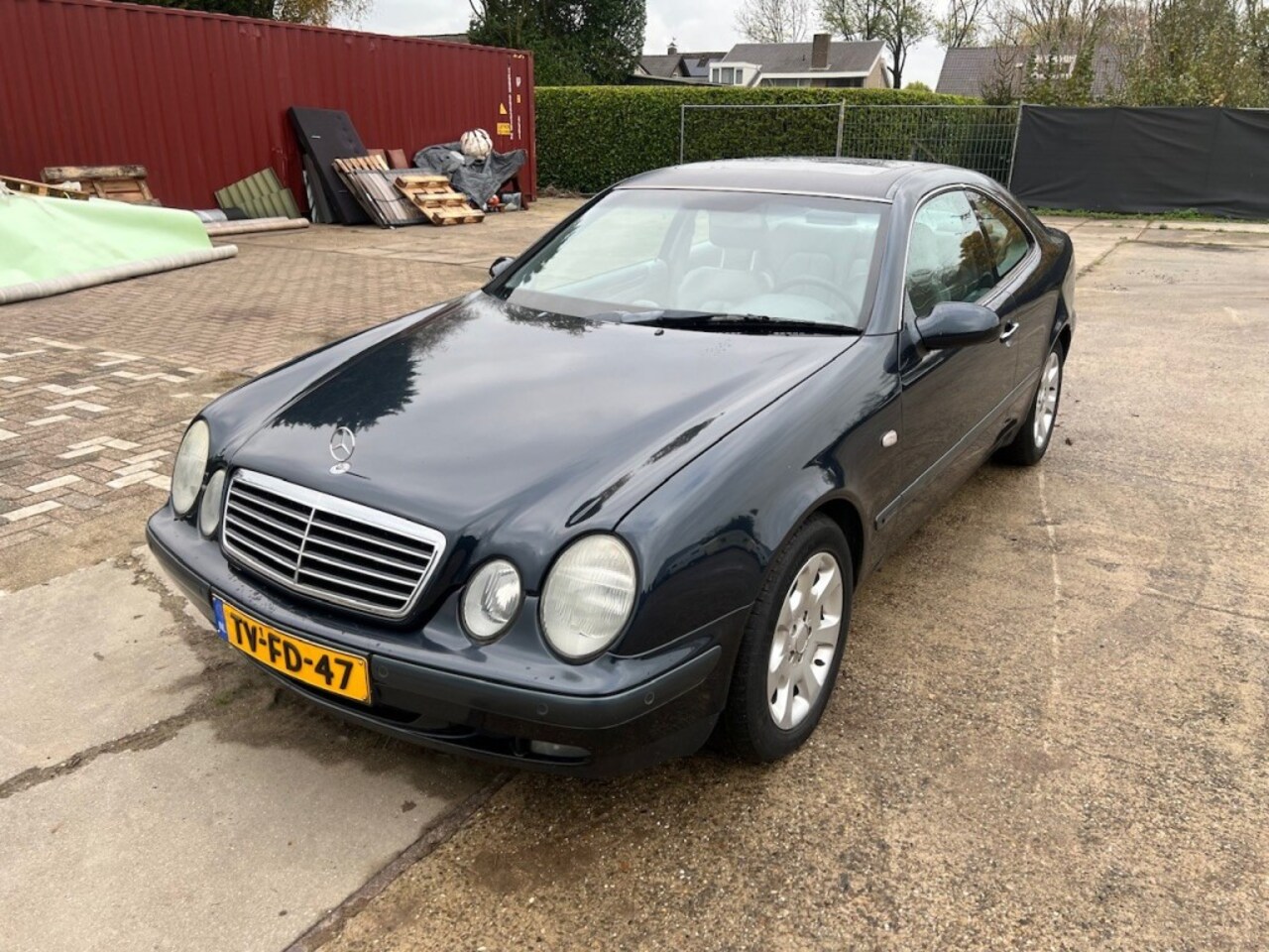 MERCEDES-BENZ CLK 320