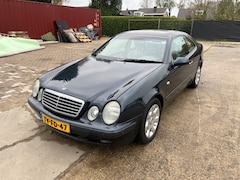 Mercedes-Benz CLK-Klasse - 320 Elegance