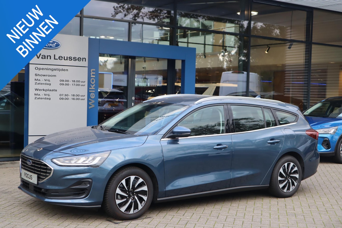Ford Focus Wagon - 155PK HYBRID TITANIUM AUTOMAAT WINTERPACK 4-JR FABRIEKSGARANTIE! - AutoWereld.nl