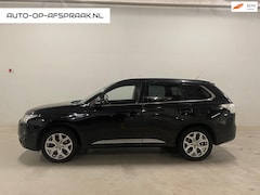 Mitsubishi Outlander - 2.0 PHEV Instyle+ Leer Dak Trekhaak Navi Camera