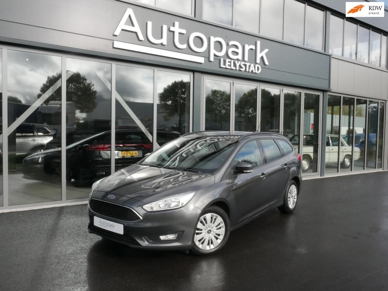 Ford Focus Wagon - 1.0 Titanium Edition 1.0 Titanium Edition - AutoWereld.nl