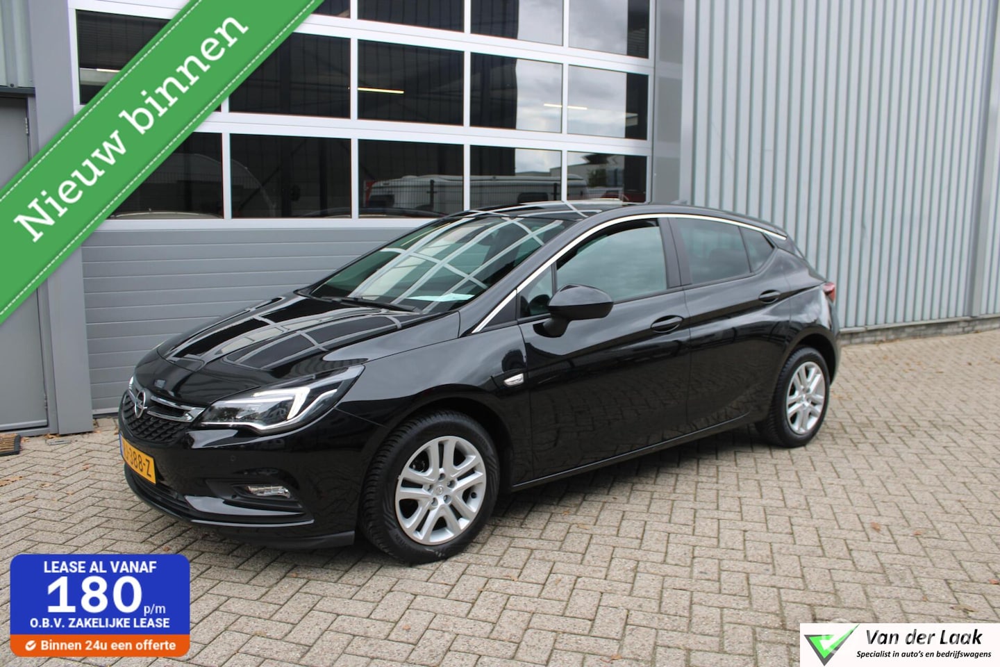 Opel Astra - 1.0 Online Edition Navigatie | Camera |Stuur en Stoelverwarming |Parkeersensoren Voor en A - AutoWereld.nl
