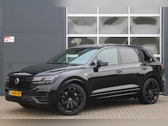 Volkswagen Touareg - 3.0 TSi 4MOTION R 462pk eHybrid | Pano | Luchtvering | Elek. trekhaak