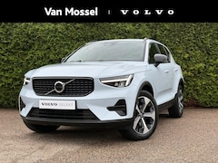 Volvo XC40 - 2.0 B4 Plus Dark