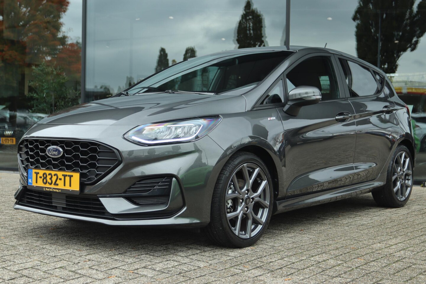 Ford Fiesta - 1.0 ECOBOOST HYBRID ST-LINE | LED | CARPLAY | CRUISE | CLIMATE | PRIVACY - AutoWereld.nl