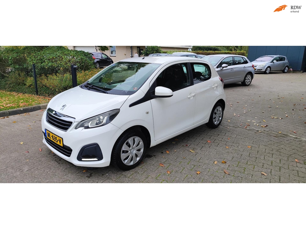Peugeot 108 - 1.0 e-VTi Active bj 2014 airco/navi - AutoWereld.nl
