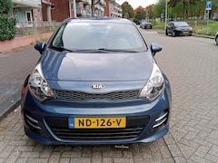 Kia Rio - 1.2 CVVT ExecutiveLine Hatchback