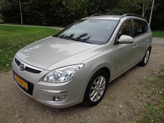 Hyundai i30 CW - 1.6i Style AUTOMAAT Leder Trekhaak NAP