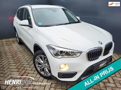 BMW X1 - SDrive20i Executive Automaat / Xenon / Cruise / Clima / Navi / Stoelverwarming