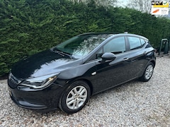 Opel Astra - 1.0 Online Edition Navi PDC Camera 113DKM NAP
