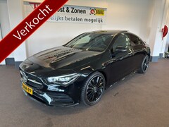 Mercedes-Benz CLA-Klasse - 200 Business Solution Orig. NL auto/AMG pakket/Panorama-schuifdak/Sfeerverlichting/Night p