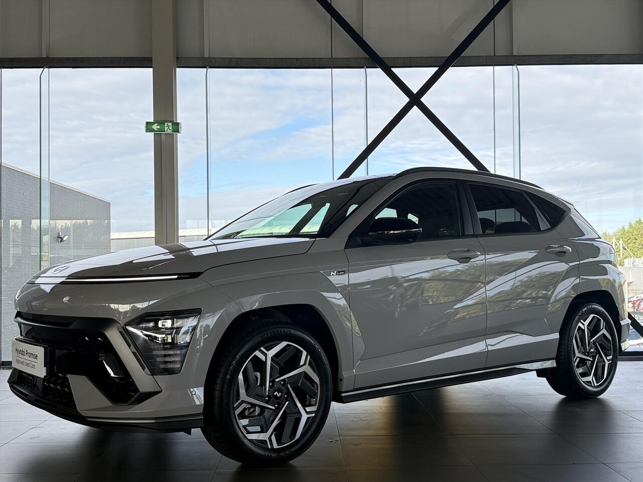 Hyundai Kona - 1.6 GDI HEV 141pk DCT N Line Sky | Stoel & Stuurverwarming | Stoelventilatie | Bose Audios - AutoWereld.nl